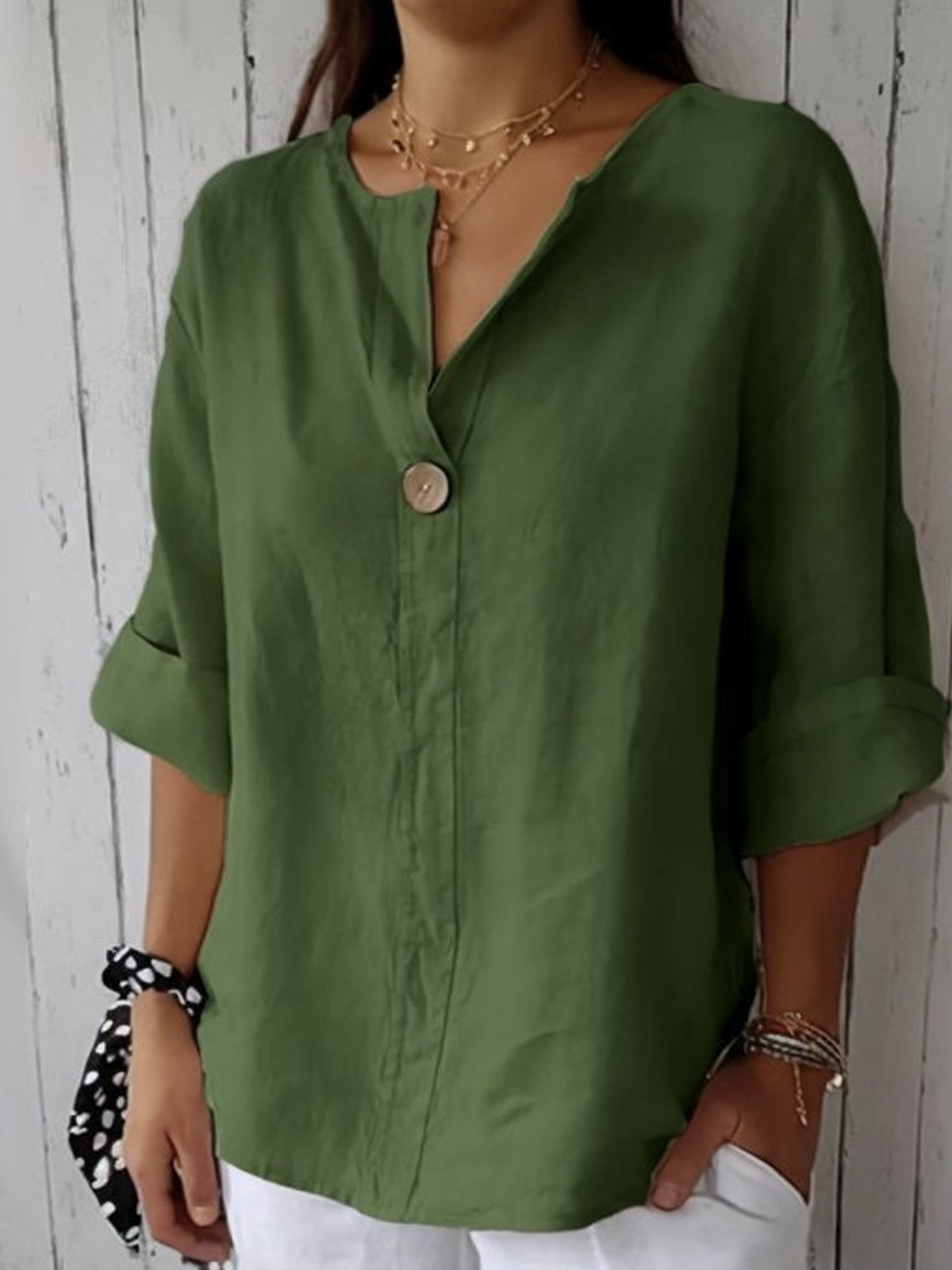 Women's 3/4 Sleeve Shirt | V-neck