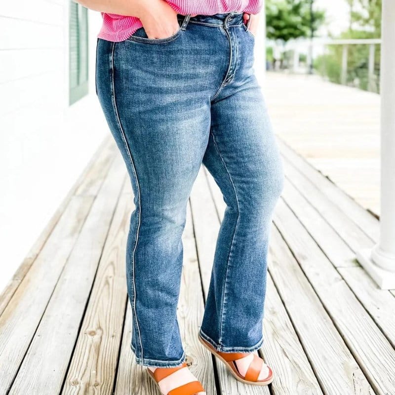 Women’s Straight Leg Jeans | Classic