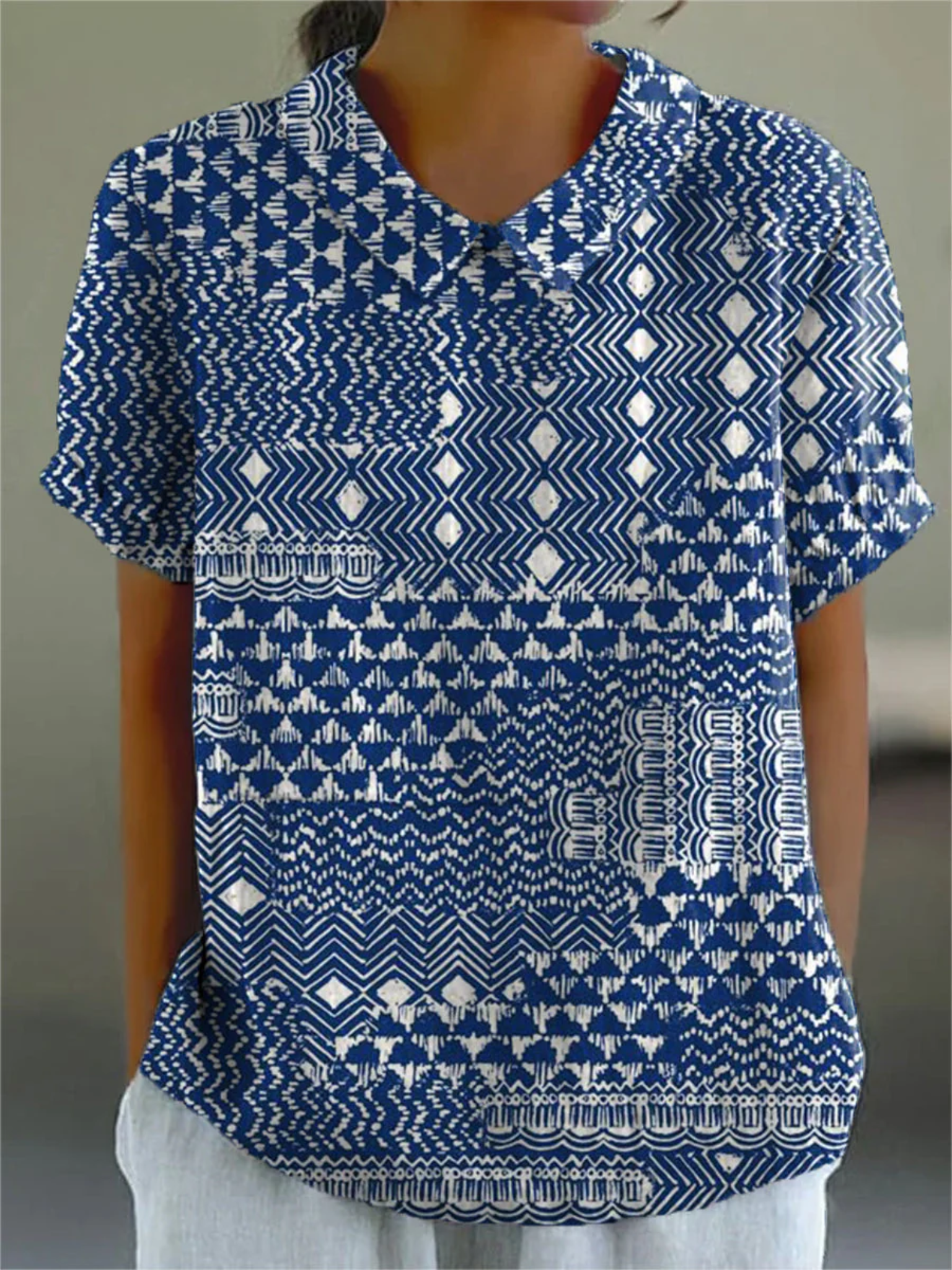 Zaely | Effortless Pattern Blouse