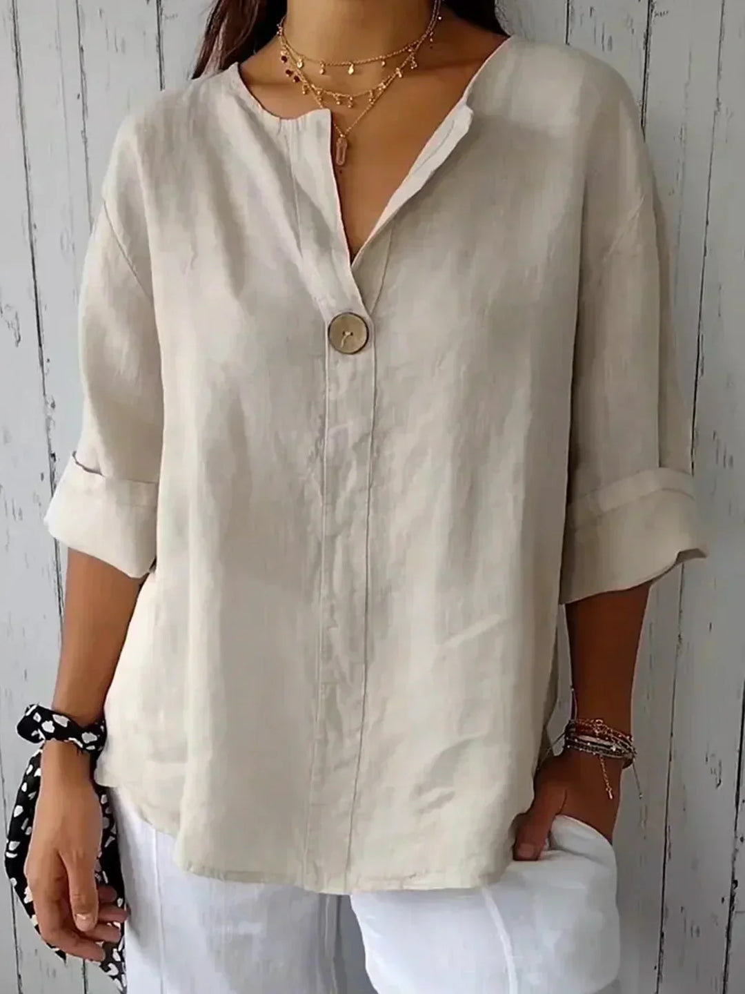 Women's 3/4 Sleeve Shirt  | V-neck