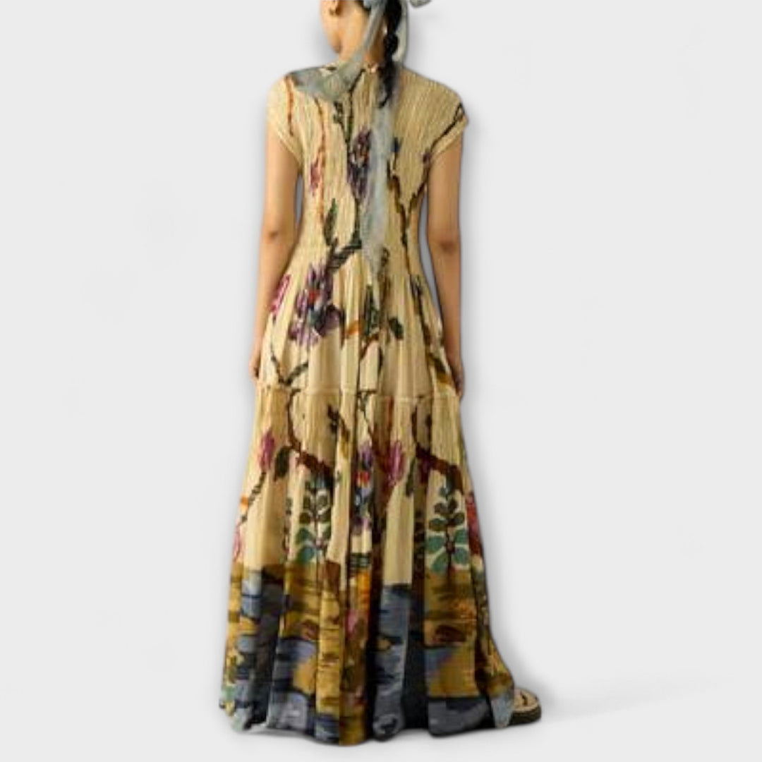Maxi Dress with Pleated Print Design