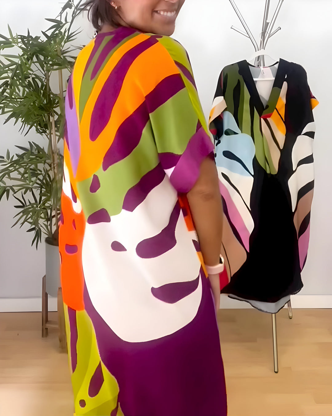 Rose™ | Casual Dress with Colorful Leaf Print