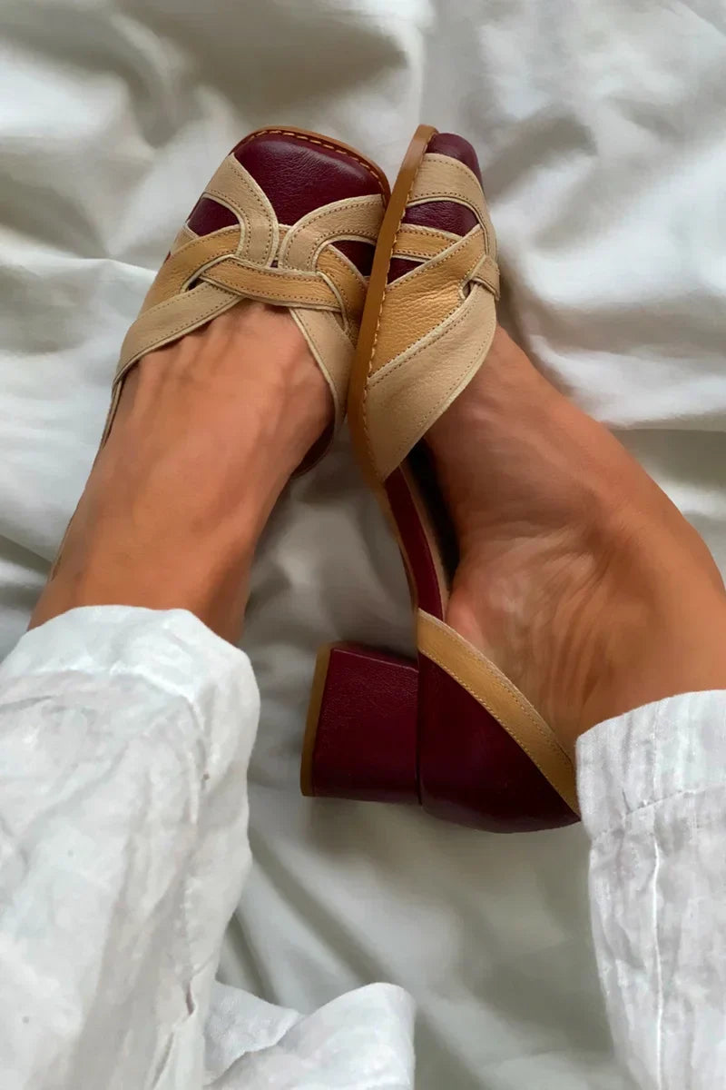 TRI-COLOR SLIP-ON FLATS