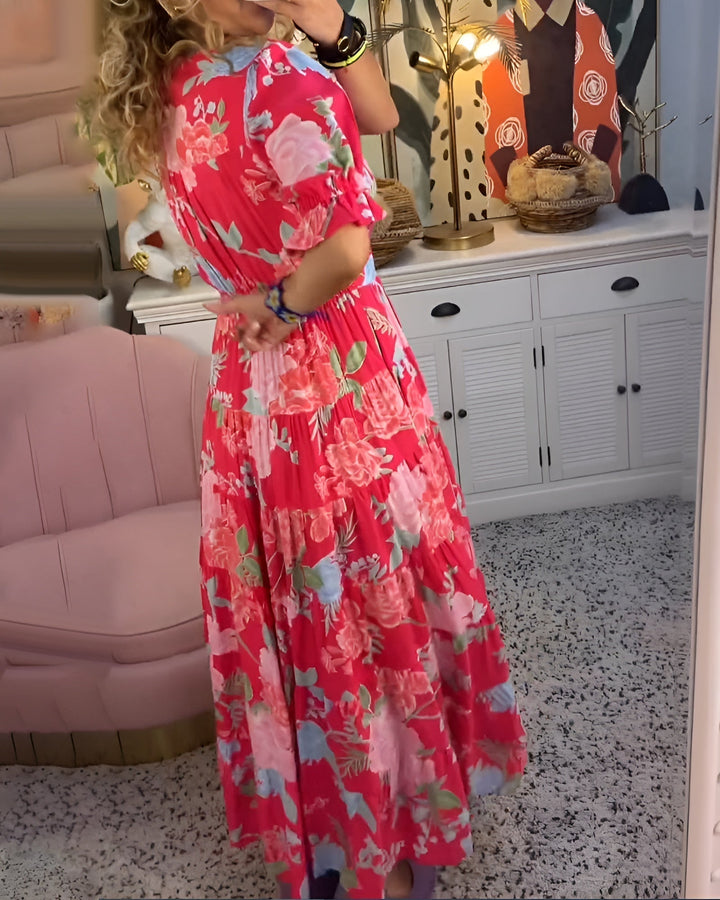 Carine | Pocket Dress with V-Neck in Floral Print