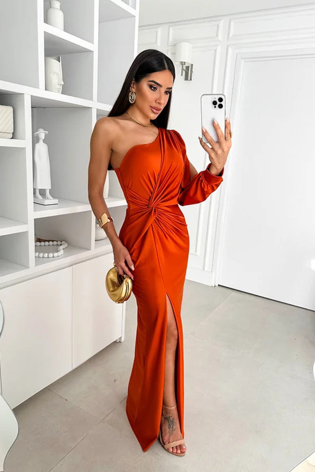 Hilda™ - Elegant Dress with Finesse