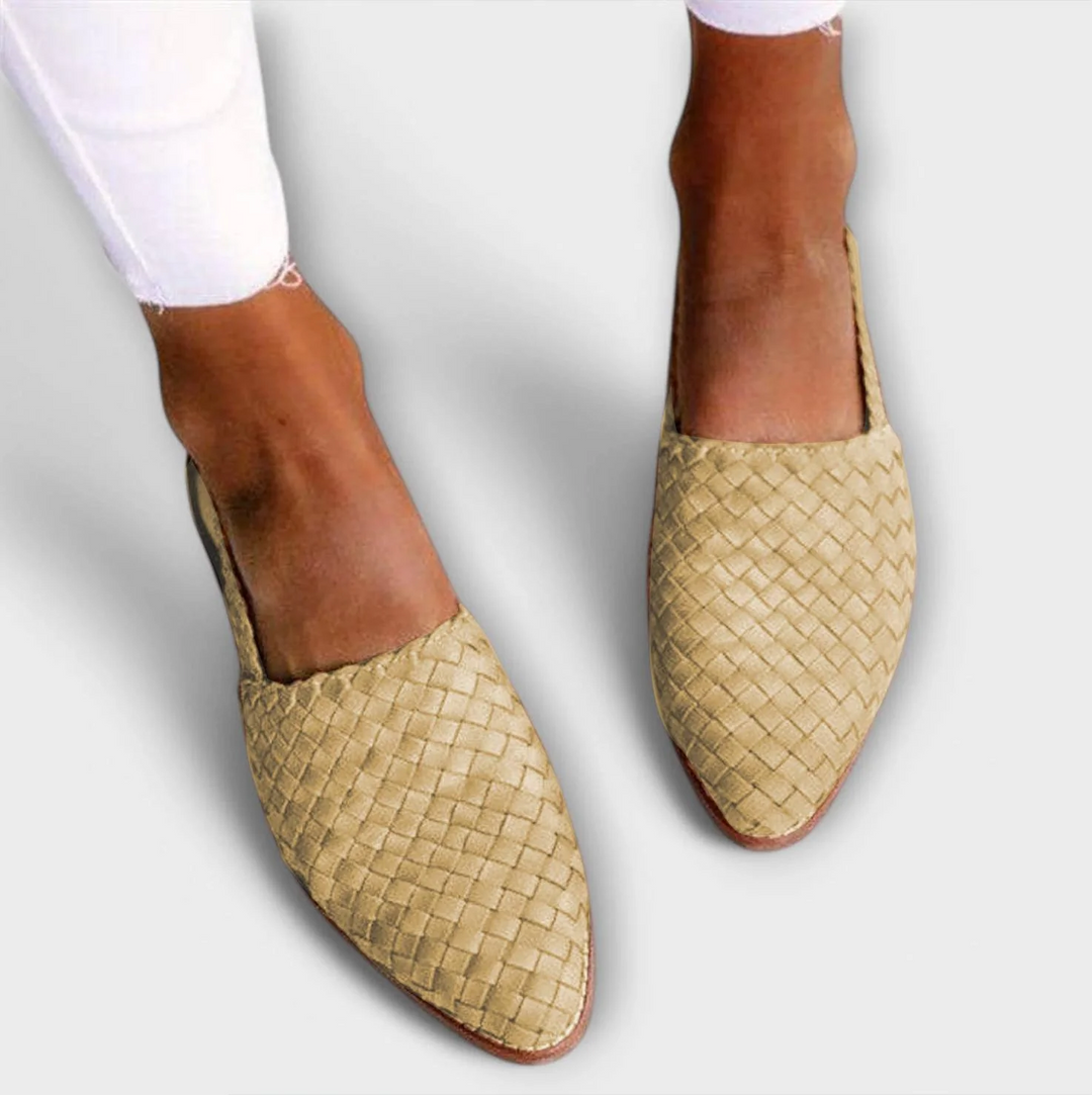 Luisa - Moccasins