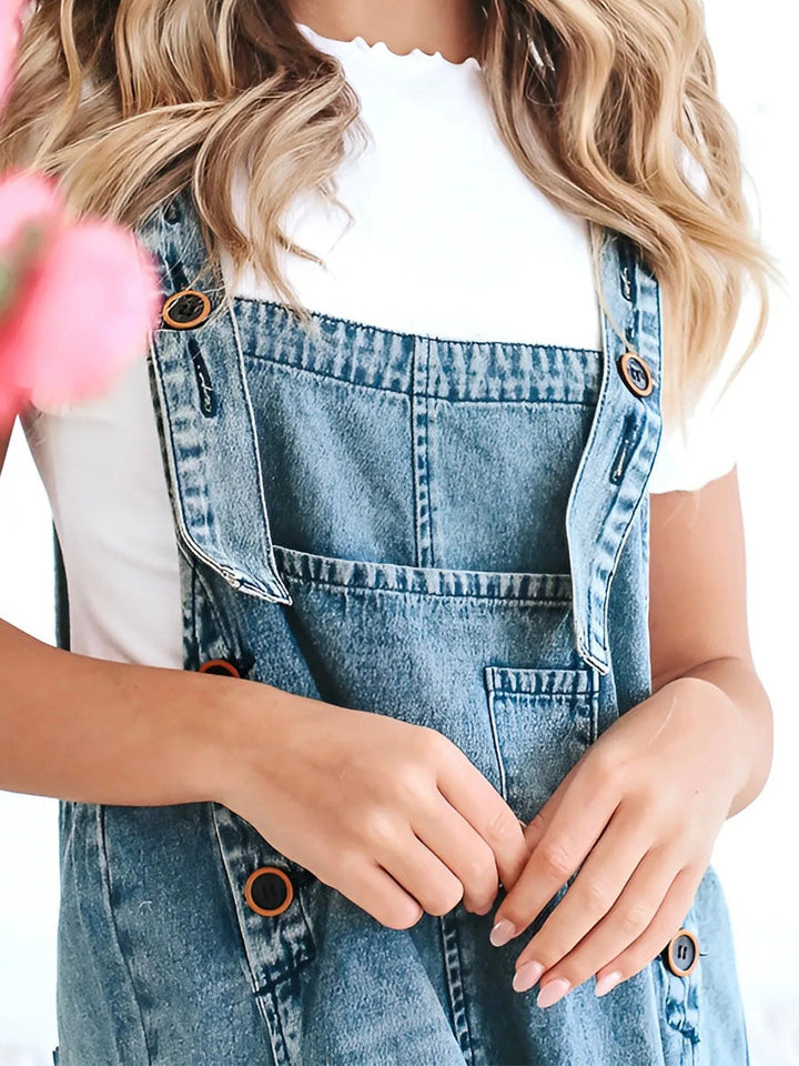 ELESSA – LOOSE FIT DENIM DUNGAREES IN DISTRESSED LOOK