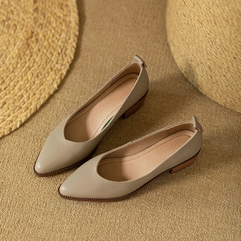 Helen™| Classic Pumps