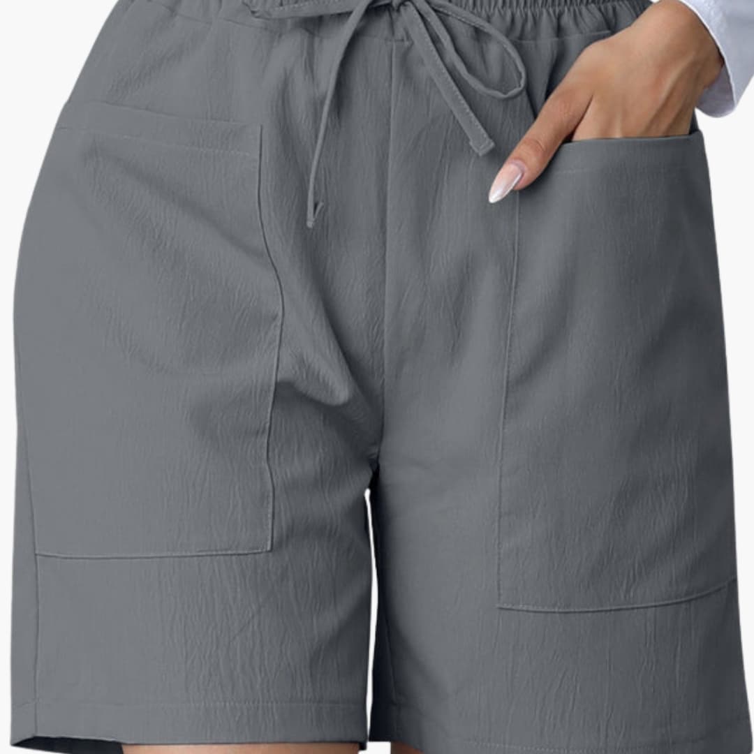 Women's High-Waisted Shorts with Wide Legs and Pockets