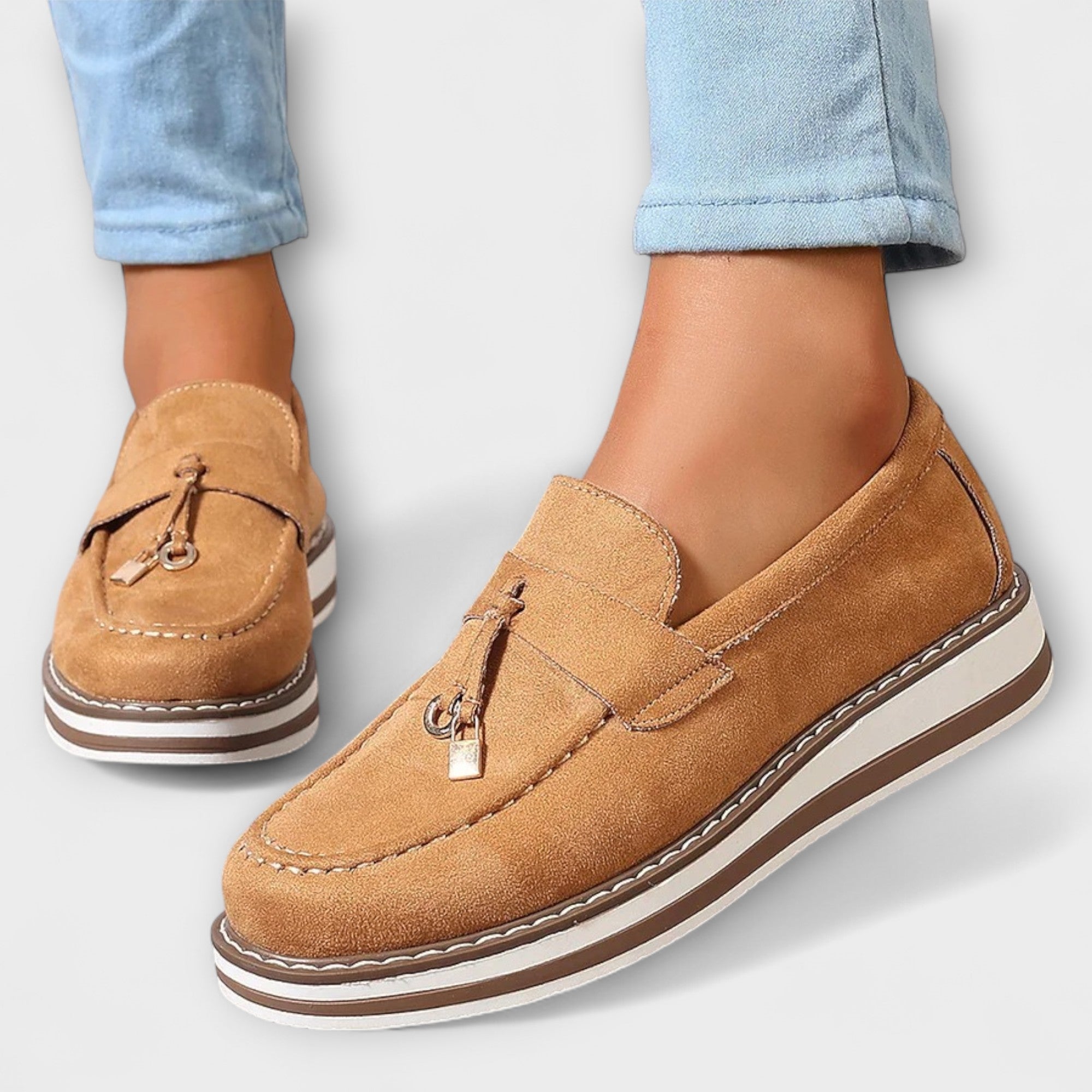 Halo – Everyday Boots with Round Toe