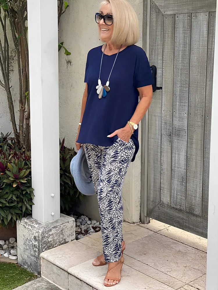 AVALISSE – RELAXED FIT HOLIDAY OUTFIT SET
