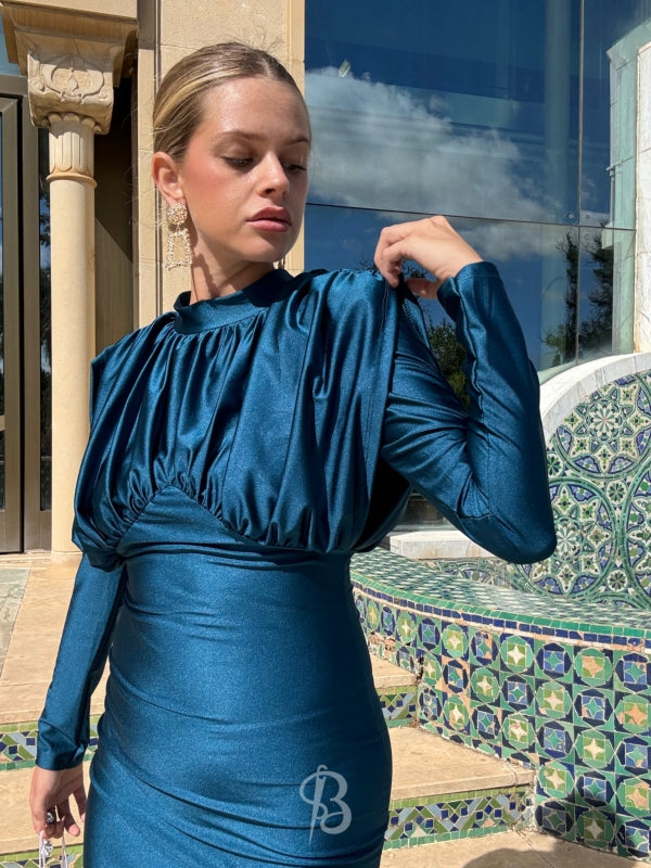 Nora blue