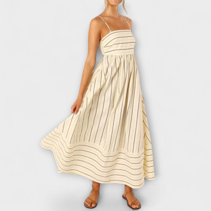 Maxi Dress in Bare Bloom